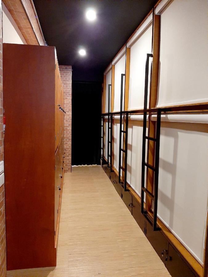 Gn Capsule Hostel Patong 외부 사진