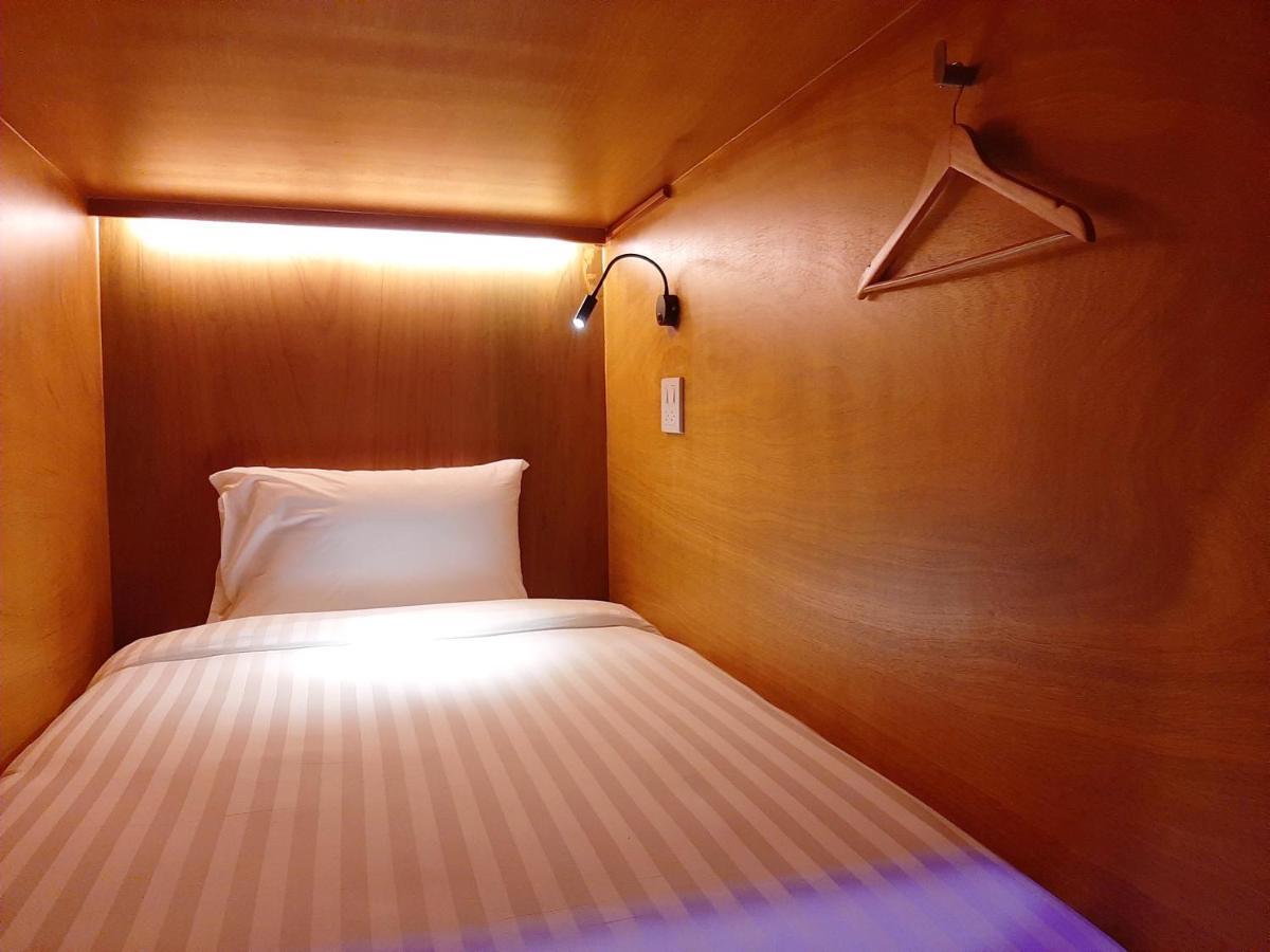 Gn Capsule Hostel Patong 외부 사진